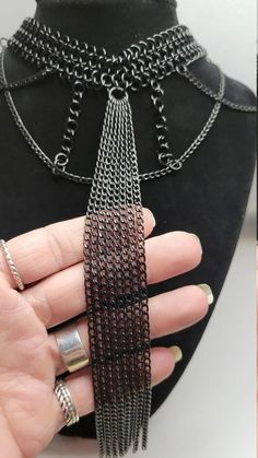 Bib Fringe Chainmail Necklace - Etsy Adjustable Black Chainmail Jewelry, Black Metal Chainmail Necklace, Goth Jewelry Diy, Diy Goth Clothes, Chainmail Choker, Chainmaille Jewelry Patterns, Chainmail Necklace, Chainmaille Jewelry, Chainmail Jewelry