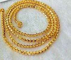 Gold Chain For Women Indian, Thali Designs, Gold Chain For Women, Thali Chain, Necklace Set Indian Bridal Jewelry, Mens Gold Chain Necklace, Baby Jewelry Gold, Gold Earrings For Kids, Hand Chain Jewelry