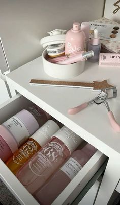 #gisou #selfcare #aesthetic #haircare #selflove #coquette #girlblogger #frenchskincare #koreanskincare #morningroutine #skincare #skincareroutine #pinterest Pink Lifestyle, Pink Girly Things, Clean Girl, Makeup Essentials, Just Girly Things, Aesthetic Makeup, Makeup Skin Care