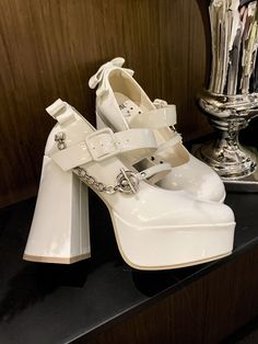 White Mary Jane Heels For Party, White Patent Leather Mary Jane Heels, White Closed Toe Patent Leather Heels, White Patent Leather Closed Toe Heels, Trendy White Patent Leather Heels, White Patent Leather High Heels, Gothic Shoes, Gothic Lolita, Concert Outfit