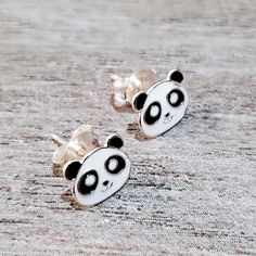 925 Sterling Silver Tiny Panda Stud Earrings Metal:925 Sterling Silver Hallmark:925 Width:7 mm Height:6 mm >Nickel Free >Pure Silver >Tarnish Resistant >No Allergic reaction >30 days return policy ++Items come in a gift box ready to be gifted Please contact me if you have any questions about the jewelry you are interested in buying. My Shop: https://www.etsy.com/shop/banujewelryusa Follow BANU Jewelry on Facebook, Instagram and other social media sites to keep up to date with newe Everyday White Sterling Silver Earrings, Cute Sterling Silver Dangle Earrings, Cute Sterling Silver Drop Earrings, Cute Silver Drop Earrings, Cute Sterling Silver Earrings For Everyday, Cute Silver Earrings For Anniversary, Cute White Sterling Silver Jewelry, White Sterling Silver Earrings Stamped 925, White Sterling Silver Earrings