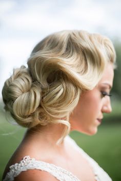 beautiful wedding hair Hairstyles Photos, Summer Wedding Hairstyles, Trendy Wedding Hairstyles, Bridesmaid Hair Updo, A Wedding Dress, Retro Hairstyles