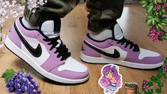 Air Jordan 1 Low SE "Violet Shock" Yeezy Sneakers, Air Jordan Sneakers, Air Jordan 1 Low, Jordan 1 Low, Sneakers Online, Teal Colors, Michael Jordan, Air Jordan 1, Jordans Sneakers