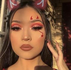 Devil Cute Makeup, Makeup Diabla, She Devil Makeup, Devil Makeup Look, Devil Makeup Halloween, Make Up Halloween, Demon Makeup, Devil Makeup