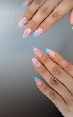 Gender Reveal Nail Ideas Acrylic, Gender Reveal Gel Nails, Pink Gender Reveal Nails, Simple Gender Reveal Nails, Gender Reveal Nails Ideas Simple, Pink And Blue Nails Gender Reveal, Baby Gender Reveal Nails, Baby Shower Nail Art