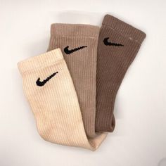 Earth Tones 3 Pack Nike Solid Dye Crew Socks | Etsy Dri Fit Socks, Nike Crew Socks, Aesthetic Socks, Brown Socks, Nike Brown, Cute Nike Outfits, Handmade Socks, Sock Outfits, Nike Socks