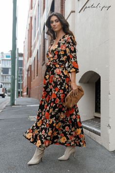 Fall maxi dress, black floral dress, floral maxi dress, long sleeve dress, red florals, black dress Chic Style Inspiration, Petal And Pup, Cute Thanksgiving Outfits, Thanksgiving Outfit Ideas, Fall Maxi, What To Wear Fall, Event Outfit, Wrap Jacket, Usa Dresses