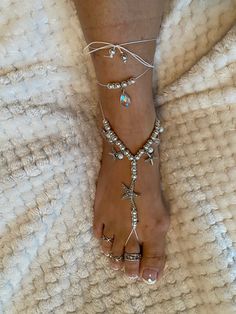 2 starfish jewelry with silver and an clear beads on white nylon cord Witchy Whimsical, Starfish Jewelry, Vacay Fits, Clay Rings, Earthy Jewelry, Whimsical Jewelry, Atlantic Beach, Clear Beads, Jewelry Accessories Ideas