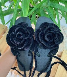 These wonderful knitted bohemian sandals  will be indispensable for the summer months. The product will be completed within 4-5 days after the order is placed. Express shipping will deliver the product to the customer within 3 to 5 days. If you have any questions about the size or the desing, please contact me. Send message for wholesale. There are rose bags in my store, you can combine them if you want. Sandals Decoration Ideas, Roses Au Crochet, Rose Sandals, Bohemian Sandals, Crochet Shoes Pattern, Crochet Black, Rose Bag, Crochet Sandals, Flower Sandals