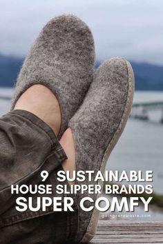 The best sustainable slipper brands are made of eco-friendly, responsibly sourced materials by companies who respect human rights and the planet. The majority of slippers are made of cheap materials with a very short lifespan and they quickly end up in the landfill. Being made of a wide variety of synthetic agents, it could be decades or centuries before they even begin to decompose. Summer Work Outfits