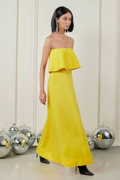 Yellow A-line dress in satin base with straight neckline. - Aza Fashions Summer Satin Maxi Dress With Straight Neckline, Summer Evening Dress With Fitted Bodice And Straight Neckline, Satin Sleeveless Dress For Spring Evening, Spring Satin Sleeveless Dress For Evening, Spring Satin Sleeveless Dress With Fitted Bodice, Sleeveless Satin Dress With Fitted Bodice For Spring, Spring Evening Strapless Dress With Straight Neckline, Spring Strapless Evening Dress With Straight Neckline, Spring Silk Evening Dress With Straight Neckline