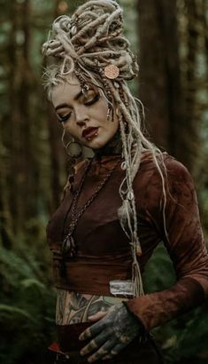 Dreadlock Photoshoot, Viking Dreadlocks, Pretty Dreads, Mundo Hippie, Blonde Dreadlocks