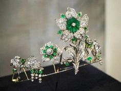 Bridal Crown 10.80Ctw Diamond Emerald Enamel 14K White Gold Crown  $9,823.00 Gold Wedding Anniversary, Tiara Headpieces, Flower Tiara, Beautiful Tiaras, Royal Tiaras, Gold Tiara, Diamond Tiara, Royal Jewels, White Gold Wedding