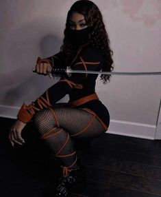 Ninja Outfit Female Halloween, Holloween Costume Baddie, Uncommon Halloween Costumes For Women, Ninja Cosplay Female, Female Halloween Costumes 2022, Halloween Baddie Costumes, Assassin Halloween Costume, Baddie Costumes Halloween, Ninja Halloween Outfit