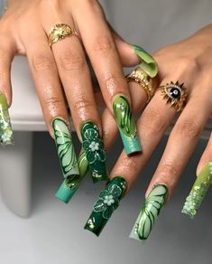 Green Nails 2024, Virgo Inspired Nails, Green Baddie Nails, Princess And The Frog Nails, Long Green Nails, Virgo Nails Designs, Poison Ivy Nails, Medusa Nails, Goddess Nails