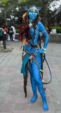 Avatar Costume, Avatar Halloween, Most Popular Halloween Costumes, Avatar Cosplay, Popular Halloween Costumes, Cosplay Characters, Amazing Cosplay, Halloween Make, Cosplay Dress