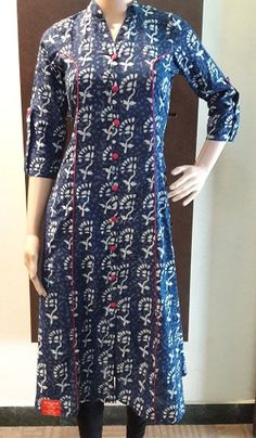 Buttoned Kurti Plain Kurti, Printed Kurti Designs, Indian Kurti Designs, Style Hacks, Ethnic Suit, Churidar Designs