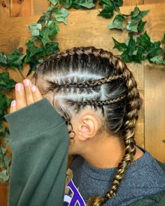 Crazy Softball Hairstyles, Unique Softball Hairstyles, Braids For Softball Players, Sports Hairstyles Softball, Softball Braided Hairstyles, Medium Length Hairstyles For Softball, Catcher Hairstyles Softball, Cool Braided Hairstyles For Sports, Softball Hairstyles Braids