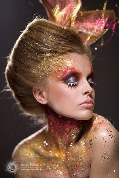 Emily GET LISTED TODAY! http://www.HairnewsNetwork.com  Hair News Network. All Hair. All The time. Opera Makeup, Moon Costume, Make Up Designs, Avant Garde Makeup, Fairy Makeup, Fantasy Hair