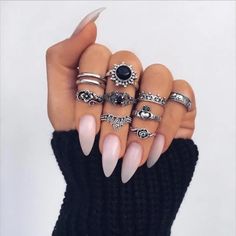 * Material -> Alloy Free Gift W/ Every Purchase >>Offer Friendly Closet<< >{ All Fair Values Accepted }< Midi Ring Set, Antique Silver Rings, Gold Elephant, Carved Ring, Knuckle Ring, Geometric Flower, Ruby Engagement Ring, Knuckle Rings, Bohemian Rings