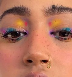 Blonde Grunge, Sup Girl, Artsy Makeup, Colour Hair, Smink Inspiration, Glow Skin, Makeup Eye Looks