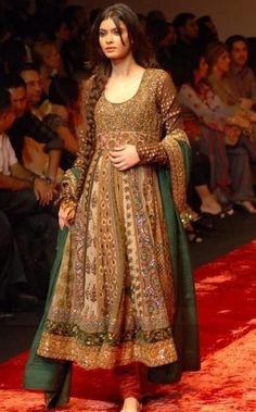 Umbrella Frocks Designs & Styles Latest Collection 2016-2017 (5) Pakistani Couture, Indian Attire, Anarkali Dress, Frock Design, Asian Outfits, Desi Fashion