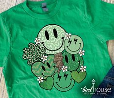 Retro Smiley Face Shirt, Cute St. Patricks day Graphic Tee Green Custom Print T-shirt For Birthday, Cute Green T-shirt With Custom Print, Green Novelty T-shirt With Graphic Print, Novelty Green T-shirt With Graphic Print, Fun Green T-shirt For Birthday, Green Fun Birthday T-shirt, Green Custom Print Birthday T-shirt, Green Graphic Print T-shirt For Birthday, Green Novelty T-shirt With Funny Print