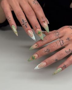 4 20 Nails, Pot Leaf Nails, Set Ideas, Nail Idea, April 15, Fancy Nails, Green Nails, Nail Ideas, Cute Nails