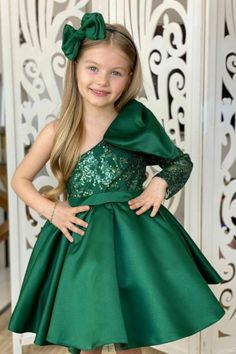 Party Dress Inspiration, Baby Birthday Dress, Baby Party Dress, Party Frocks, Kids Christmas Outfits, Baby Dress Design, Girl Dress Patterns