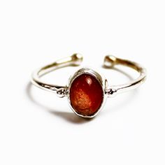 Elevate your style with our Red Jasper Stone Silver Ring, a unique piece crafted from natural materials with the protective essence of the brick-red gemstone. 🌹💍 Known colloquially as the "nar" stone, Red Jasper stands out for its protective properties, often associated with shielding against negative energies. Physically, it is believed to have positive effects on veins and blood circulation, with some cultures using it as a talisman for its healing properties on wounds. 🩸✨ This ring is not Handmade Jasper Rings As Gift, Handmade Jasper Rings As A Gift, Handmade Jasper Rings For Gift, Earthy Gemstone Rings For Gift, Earthy Gemstone Rings For Gifts, Earthy Gemstone Rings As Gifts, Rust Adjustable Jewelry For Gifts, Adjustable Rust-colored Jewelry Gift, Adjustable Earthy Red Jewelry