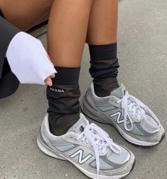 Urban Outfitters Outfit, Classy Streetwear, Athleisure Trend, Dad Sneakers, New Balance Sneakers, Mode Inspo, 가을 패션, New Balance Shoes