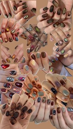 Earthly Nails, Earthy Short Nails, Goblin Core Nails, Brown And Green Nails Design, Hippie Nail Ideas, Goblincore Nails, Earthy Nails Designs, Earth Tone Nails, Hippie Nail Art