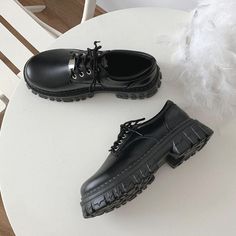 Brand Name: rimocyOrigin: CN(Origin)Flats Type: LoafersUpper Material: PUToe Shape: Round ToeStyle: LEISUREOutsole Material: RubberClosure Type: Lace-upInsole Material: PUSeason: Spring/AutumnPattern Type: SolidModel Number: JN2521Item Type: FlatsFit: Fits true to size, take your normal sizeOccasion: CasualFashion Element: ShallowDepartment Name: AdultLining Material: PUshoes type: oxford shoes/casual shoes/flatsheel type: flat heels/med heels/thick bottomseason: spring/autumn/wintergender: women/woman/ladies/female/femme/lady/womensoccasion: daily/leisure/vacation/outdoor/indoorcolor: blacksize: 35/36/37/38/39/40top shape: round toeheel height: 4.5cm Platform Oxford Shoes, Oxford Shoes For Women, Oxford Platform Shoes, Rock Style Clothing, Oxford Platform, Oxford Boots, Style Rock, Lace Up Flats, Platform Loafers