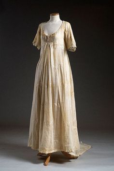 Charleston Museum, 1800's Dress, American Dinner, Regency Era Fashion, 19th Century Clothing, Sarah Elizabeth, Muslin Dress, 1800s Fashion, Regency Dress