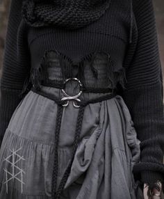 Viking Goth Fashion, Pagan Viking Costume, Norse Witch Belt, Norse Pagan Aesthetic, Rope Outfit, Norse Fashion, Pagan Outfits, Upcycled Clothing Ideas, Witch Belt