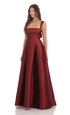 Square Neck Fit and Flare Maxi Dress in Maroon Classic Prom Dress Classy, Masquerade Prom Dress, Flare Maxi Dress, Classy Prom, Prom Dress Inspo, Prom Inspo, Classy Prom Dresses, Prom Dress Inspiration, Cute Prom Dresses