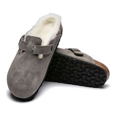 Slip your feet into these shearling Birks, and you'll instantly discover your new fave winter clogs. Boston Shearling, Birkenstock Boston Shearling, Birkenstock Men, College Essentials, Suede Clogs, Birkenstock Women, Boston Clog, Leather Decor, Birkenstock Boston