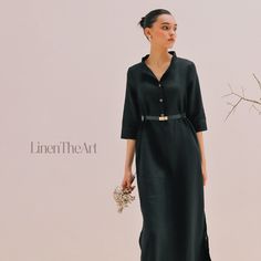 Lernen Sie unser BELLA Leinen-Hemdkleid kennen, ein Meisterwerk, das für das Probeessen der Braut, das Elopement oder jede Herbstfeier entworfen wurde. Hergestellt aus Premium-Leinen, kombiniert es Raffinesse und Vielseitigkeit auf perfekte Weise. Seine fließende Silhouette und subtile Textur zeugen von Eleganz und sind daher ideal für eine Brautparty, ein Hochzeitsgast-Event oder ein stilvolles Heimkehrkleid. Tragen Sie es frei für mühelosen Charme oder mit einem schicken Gürtel für einen elega Rehearsal Dinner Dress For Bride, Wedding Guest Plus Size, Wedding Guest Dress Plus Size, Chic Belt, Rehearsal Dinner Dress, Plus Size Linen, Dress For Bride, Bella Dress, Rehearsal Dinner Dresses