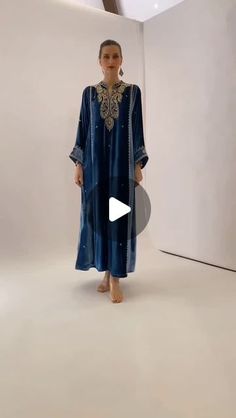 Mavra Nasir on Instagram: "We are taking order for this beautiful velvet kaaftan. You can customise the colors and designs
.
For price details kindly inbox us or whatsapp us +92-335-0500353
.
Worldwide shipping is available." Bollywood Velvet Sets With Resham Embroidery, Bollywood Velvet Sets With Long Sleeves, Bollywood Style Embroidered Velvet Kurta, Semi-stitched Long Sleeve Velvet Kurta, Embroidered Semi-stitched Velvet Kurta, Indian Designer, Indian Designer Wear, Indian Design, Designer Wear