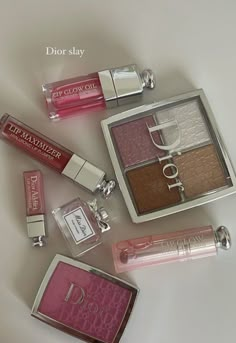 Expensive Makeup, Makeup Bag Essentials, Dior Addict Lip, Makeup Needs, Fancy Makeup, Dior Makeup, Dior Addict, Lip Glosses, Dior Couture