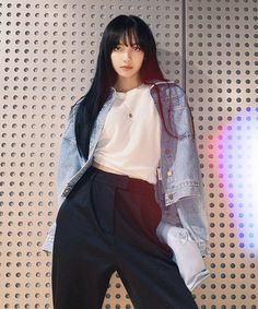 Lisa Manoban Black Hair, Lisa Blackpink Black Hair, Lisa In Blue, Blackpink Outfits, Jairzinho, 가을 패션