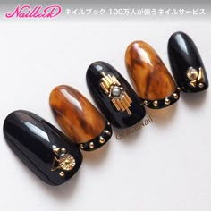 Asian Nail Art, Gold Acrylic Nails, Unghie Nail Art, Asian Nails, Nail Logo, Marble Nail Art, Japanese Nail, Nails Design With Rhinestones, Studded Nails