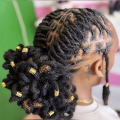 #msnhe #mississippinaturalhairexpo #mississippi #naturalhair #naturalhairstyles #locstyles #locstylesforwomen #blackhairstyles Female Dreadlocks, Regular Hairstyles, Loc Buns, Lock Hairstyles, Female Dreadlocks Styles, Loc Care, Dreadlocks Styles, Hair Expo