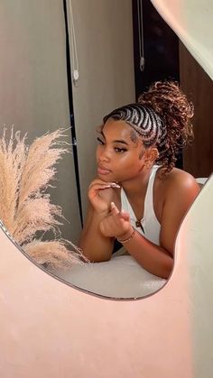 Color Cornrows Black Women, Big Hairstyles For Black Women, Brown Lemonade Braids, 2024 Braided Hairstyles, Colored Cornrows, Short Braids Hairstyles For Black Women, Locs With Braids, Braided Bob Hairstyles For Black Women, Cornrows In The Front Box Braids In Back