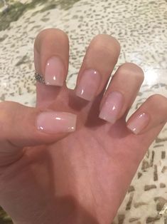 PIN: HeatherDelamorton Summer Nails Colors Designs, Unghie Sfumate, Glitter Gel Nails, Spring Nail Colors, Her Nails, Colorful Nail Designs, Neutral Nails, Short Acrylic Nails, Nail Polish Colors