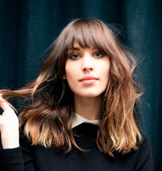 Peinado Swag Long Bobs, Midlength Haircuts, Hair Bangs, Fringe Hairstyles, Bob Hair, Mid Length Hair, Alex Turner, Winter Hairstyles