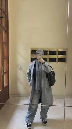 Aesthetic Hijabi Outfits, Aesthetic Hijabi, Outfits Hijab, Hijab Outfits, Hijab Girl, Hijabi Outfits, Easy Trendy Outfits, Winter Fits, Hijab Tutorial