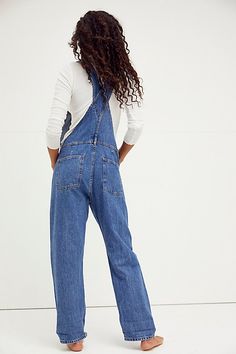 So essential and forever timeless, these special denim overalls from our We The Freecollection are featured in a relaxed, slouchy silhouette with tapered legs and exaggerated pocket detail for added dimension. Yoga Jeans, Special Style, Shady Lady, Vintage Havana, Denim Accessories, Waist Measurement, Plus Size Shopping, Denim Overalls, Sapphire Blue