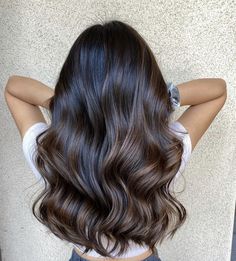 Dark Brown Hair Balayage Front View, Beautiful Brown Hair Color, Glossy Black Hair, Black Hair With Brown Highlights, Hair With Brown Highlights, Beautiful Brown Hair, Pelo Cafe, Wedding Hair Colors, Brown Hair Color Ideas