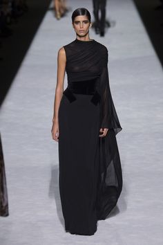 Tom Ford Black Dress, Rock Dress, 파티 드레스, Dinner Outfit, فستان سهرة, Chic Dresses, Black Gown, Fashion Show Collection